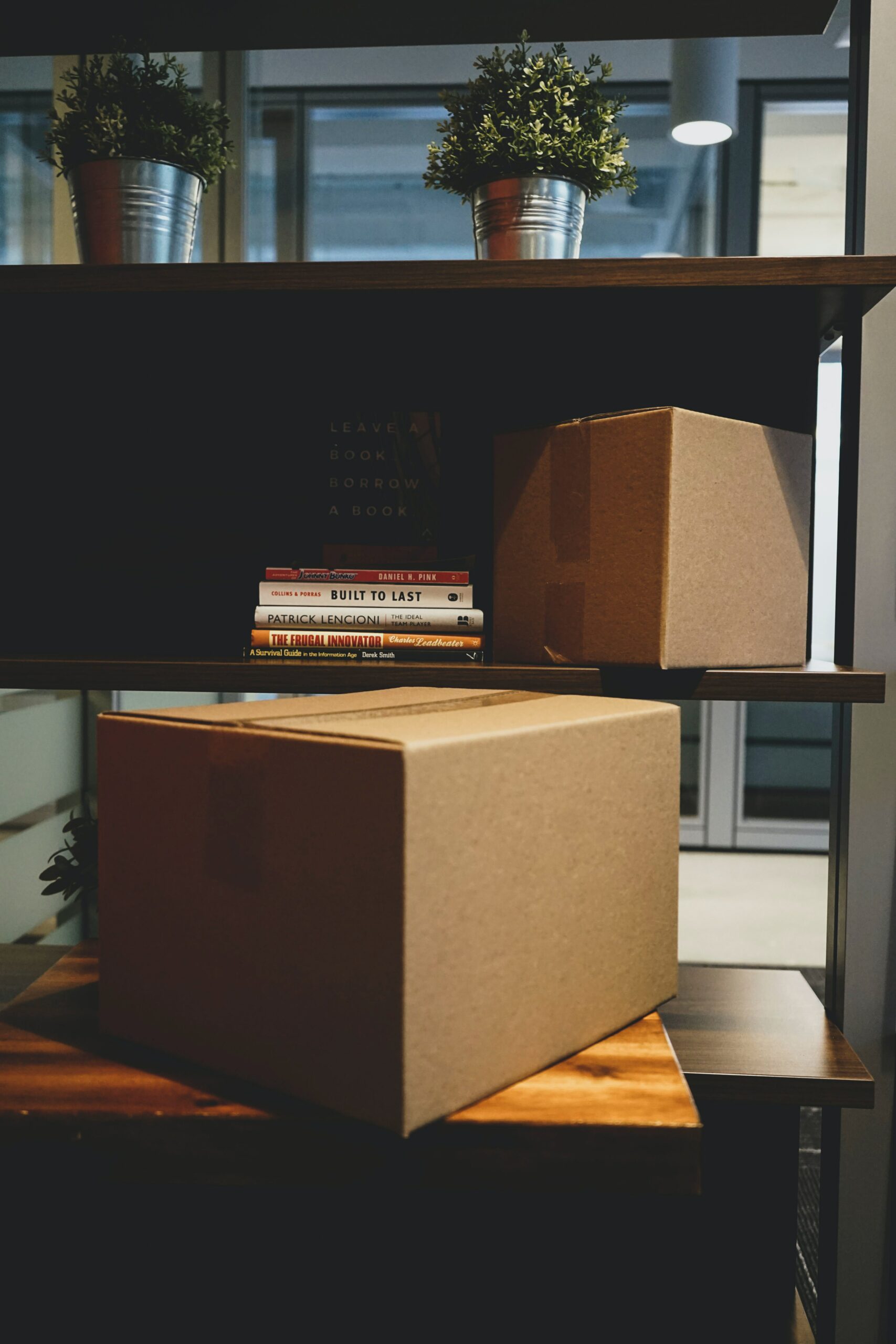 brandable-box-yiU8G1K85AM-unsplash